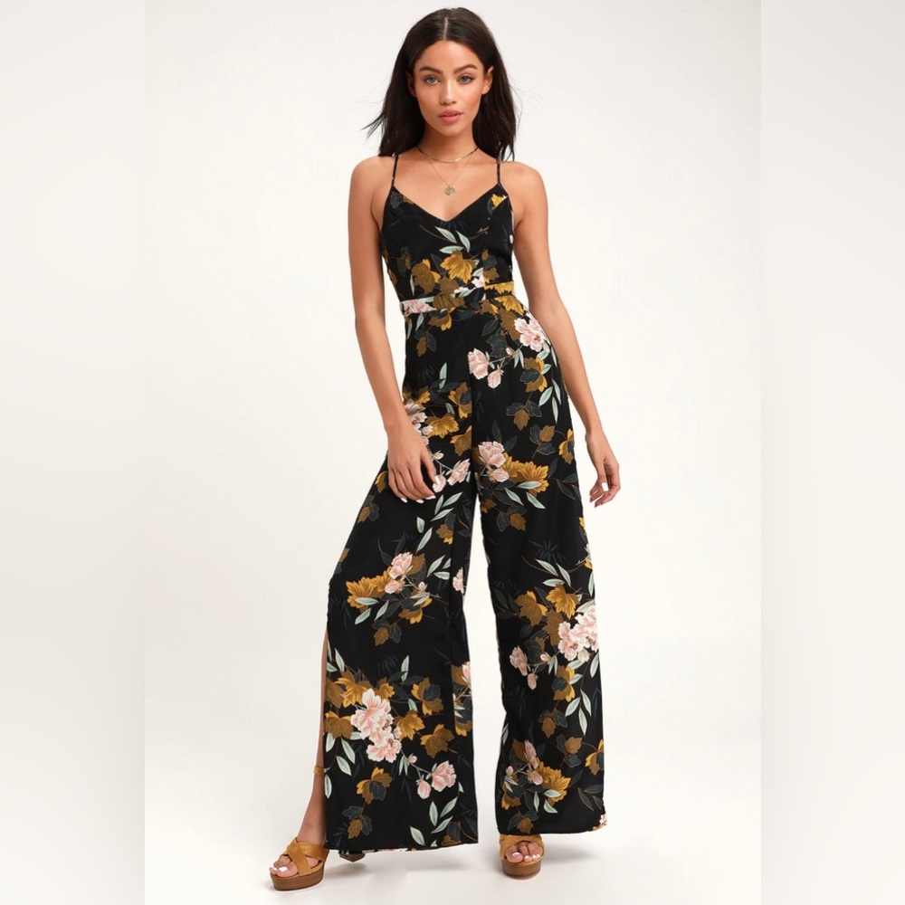 NWT Lulus Women's Medium Black Floral Print Long Wide Pant Jumpsuit